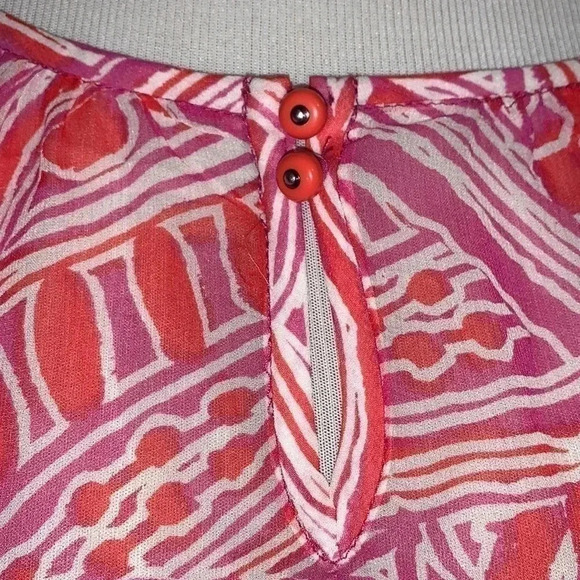 TRINA TURK long sleeve lightweight blouse - Picture 3 of 5